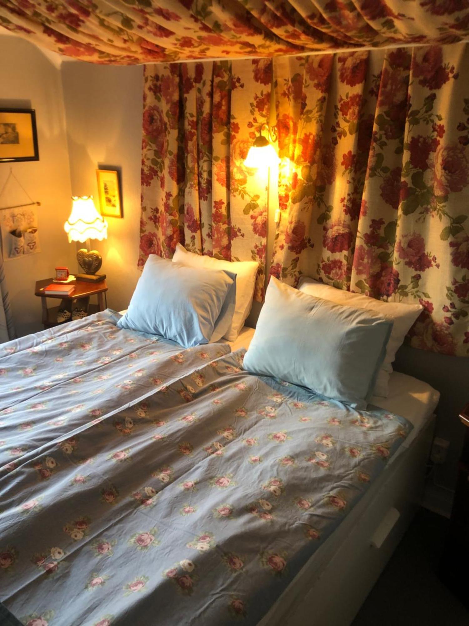 Bjoersjoeas Vildmark - Room In The Main House Olofstorp Екстериор снимка