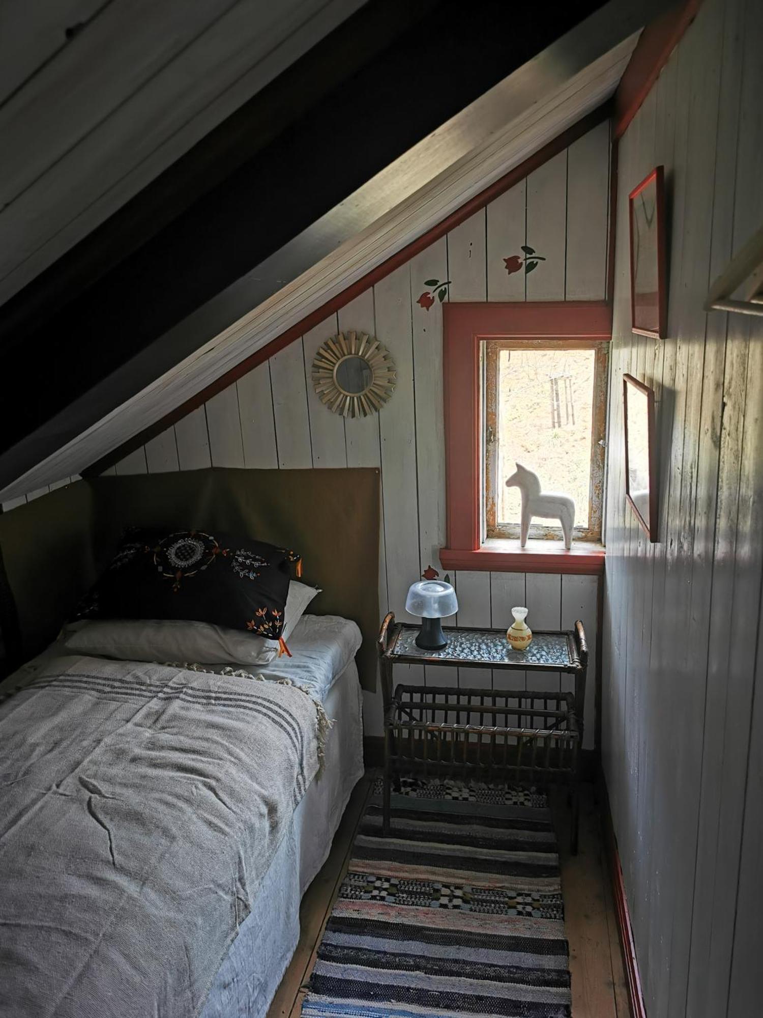 Bjoersjoeas Vildmark - Room In The Main House Olofstorp Екстериор снимка